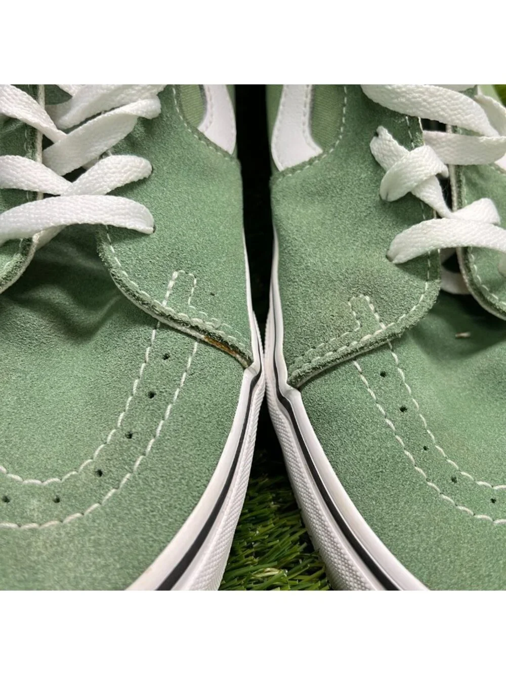 Vans Sk8-Hi Mens Size 11 Shale Green White Athletic Suede Skate Shoes Sneakers